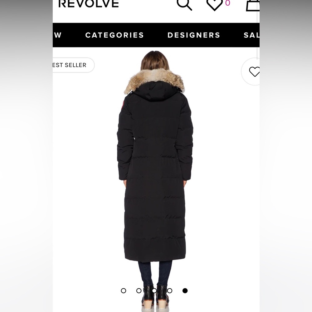 Mystique Parka in Black
Canada Goose